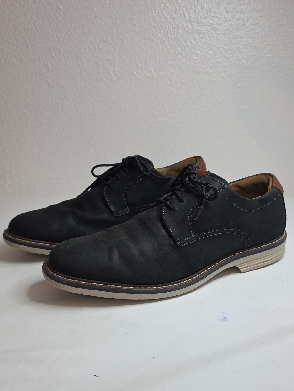 FLORSHEIM NORWALK PLAIN TOE BLACK NUBUCK CASUAL OXFORDS MENS 11.5W VGUC SLEEK